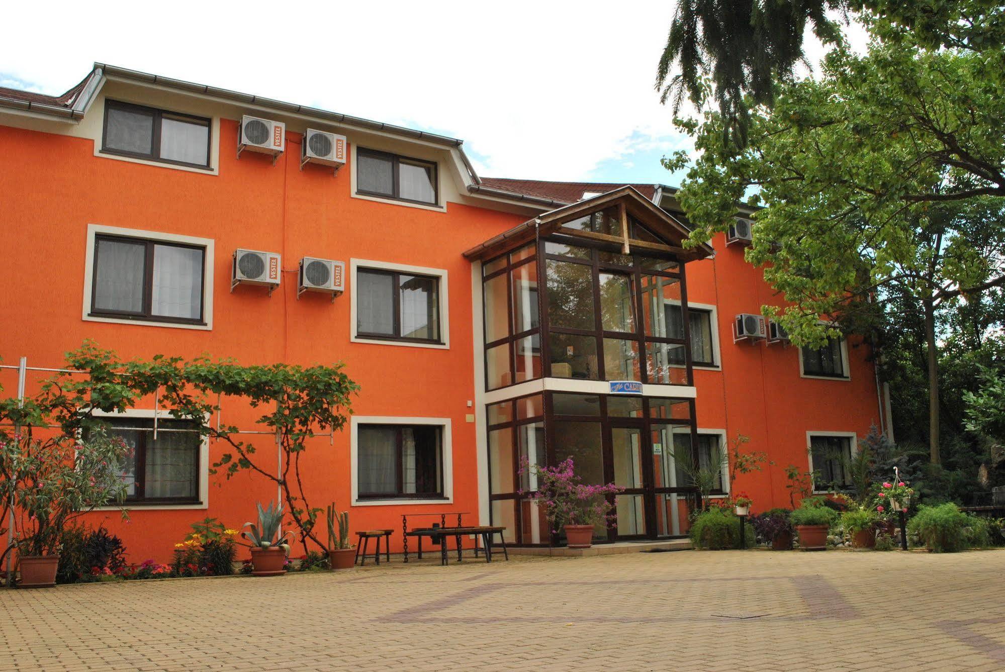 Hotel Cardinal Satu Mare Exterior foto